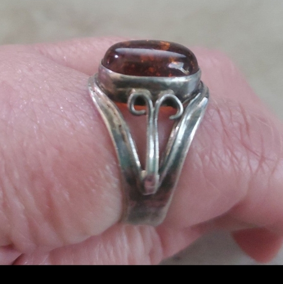 Amber Ring - Picture 11 of 12